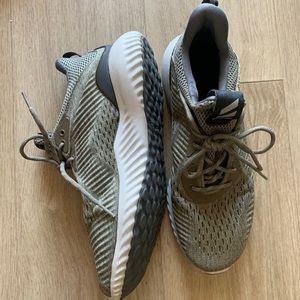 ADIDAS ALPHABOUNCE SNEAKERS SZ 9.5